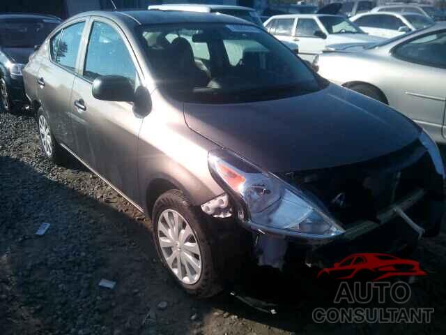 NISSAN VERSA 2015 - 3N1CN7AP8FL925871