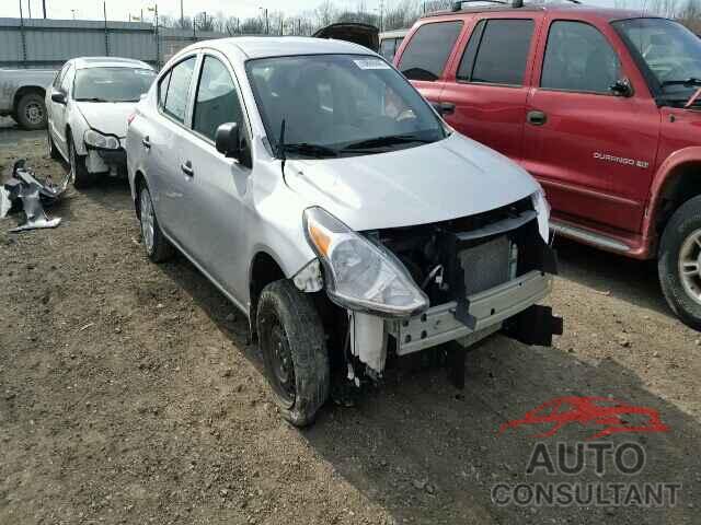 NISSAN VERSA 2015 - 3N1CN7AP3FL869712
