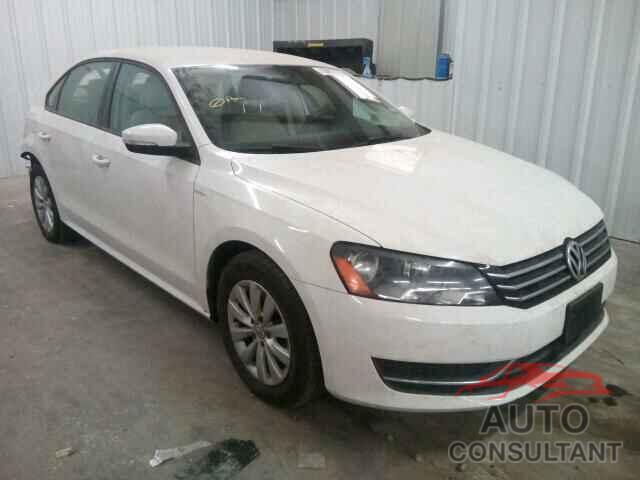 VOLKSWAGEN PASSAT 2015 - 1VWAS7A34FC034866