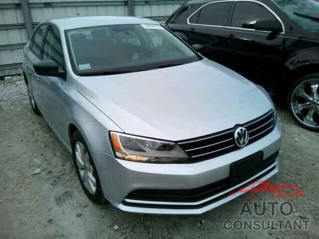 VOLKSWAGEN JETTA 2015 - 3VWD17AJ4FM299087