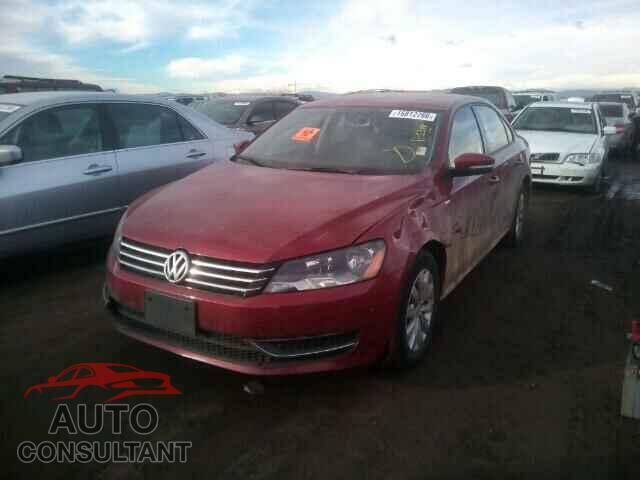 VOLKSWAGEN PASSAT 2015 - 1VWAT7A38FC022006