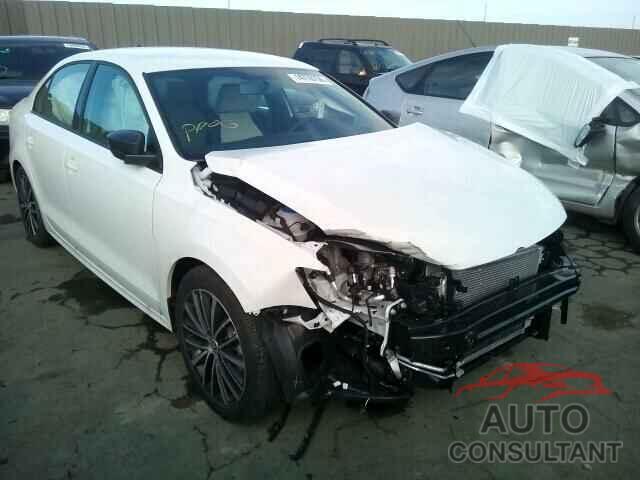VOLKSWAGEN JETTA 2016 - 3VWD17AJ8GM289342