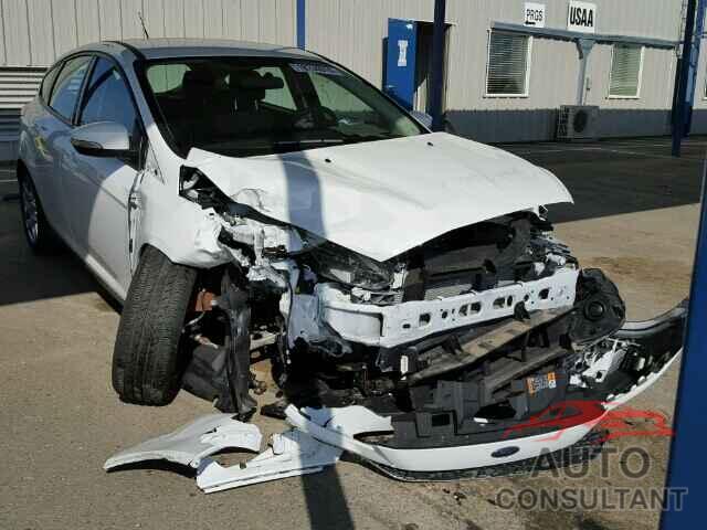 FORD FOCUS 2015 - 1FADP3K22FL275637