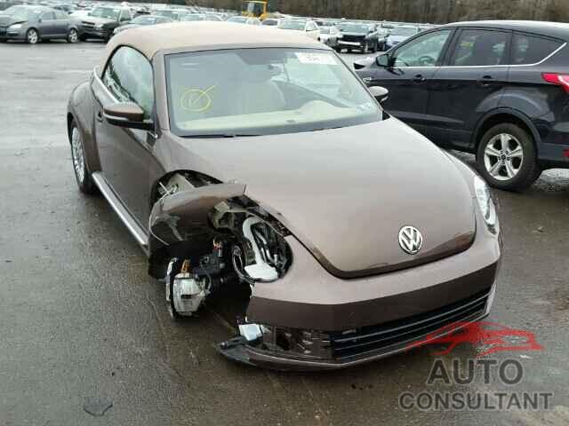 VOLKSWAGEN BEETLE 2015 - 3VW517AT5FM802776
