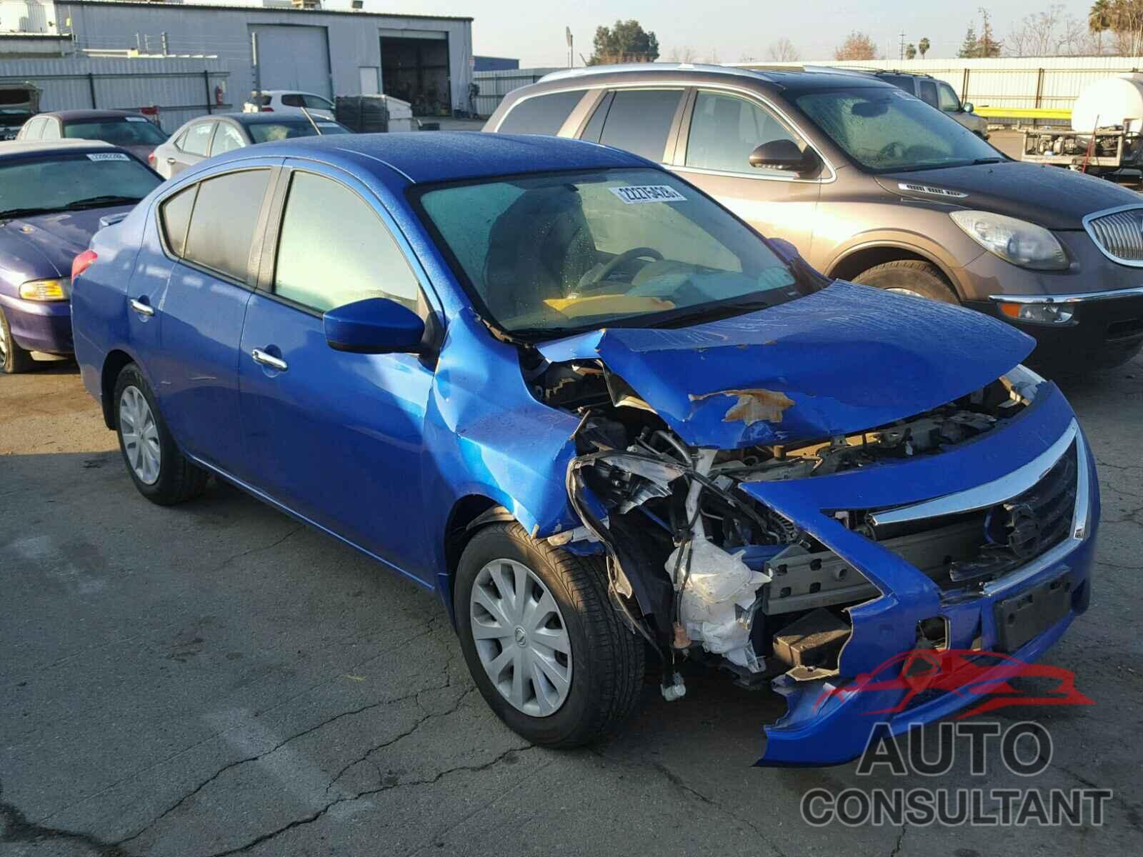 NISSAN VERSA 2015 - 3N1CN7AP0FL827241