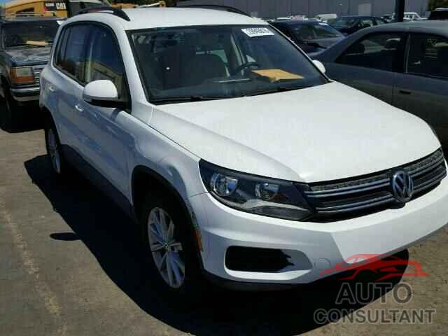 VOLKSWAGEN TIGUAN 2015 - WVGAV7AX9FW580540