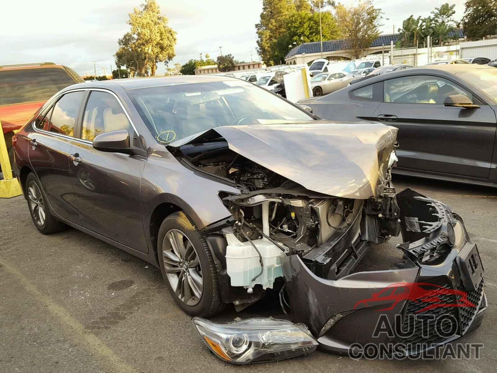 TOYOTA CAMRY 2015 - 4T1BF1FK0FU881933