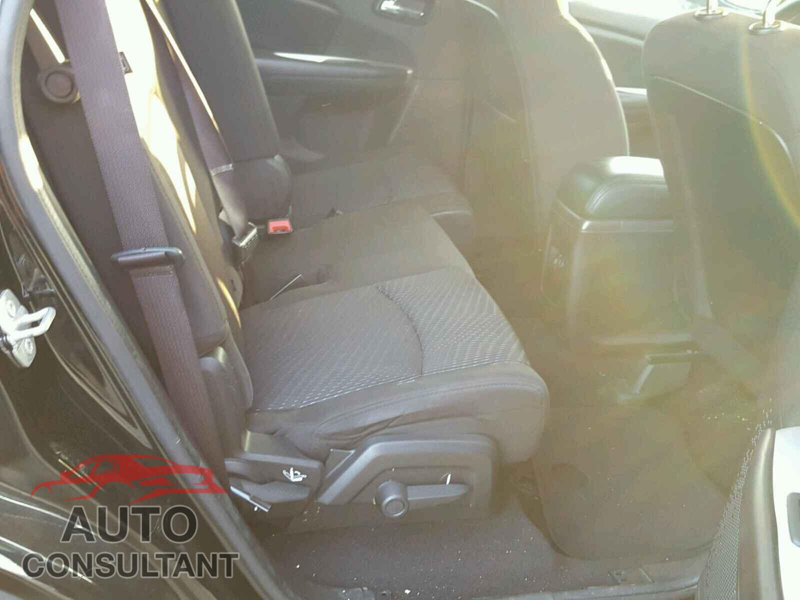 DODGE JOURNEY 2015 - 3C4PDCBB5FT718772