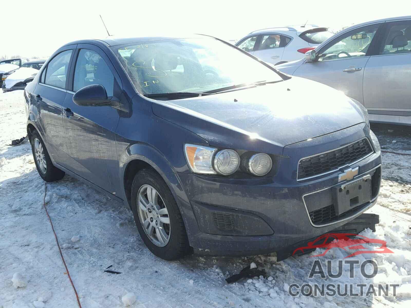 CHEVROLET SONIC 2015 - 1G1JC5SH7F4181250