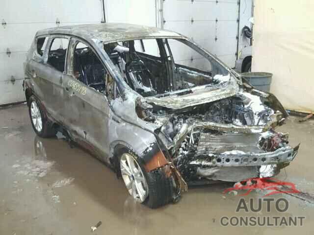 FORD ESCAPE 2017 - 1FMCU9GD0HUC23721