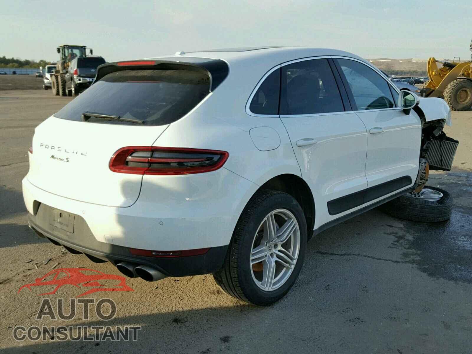 PORSCHE MACAN 2016 - WP1AB2A52GLB40613