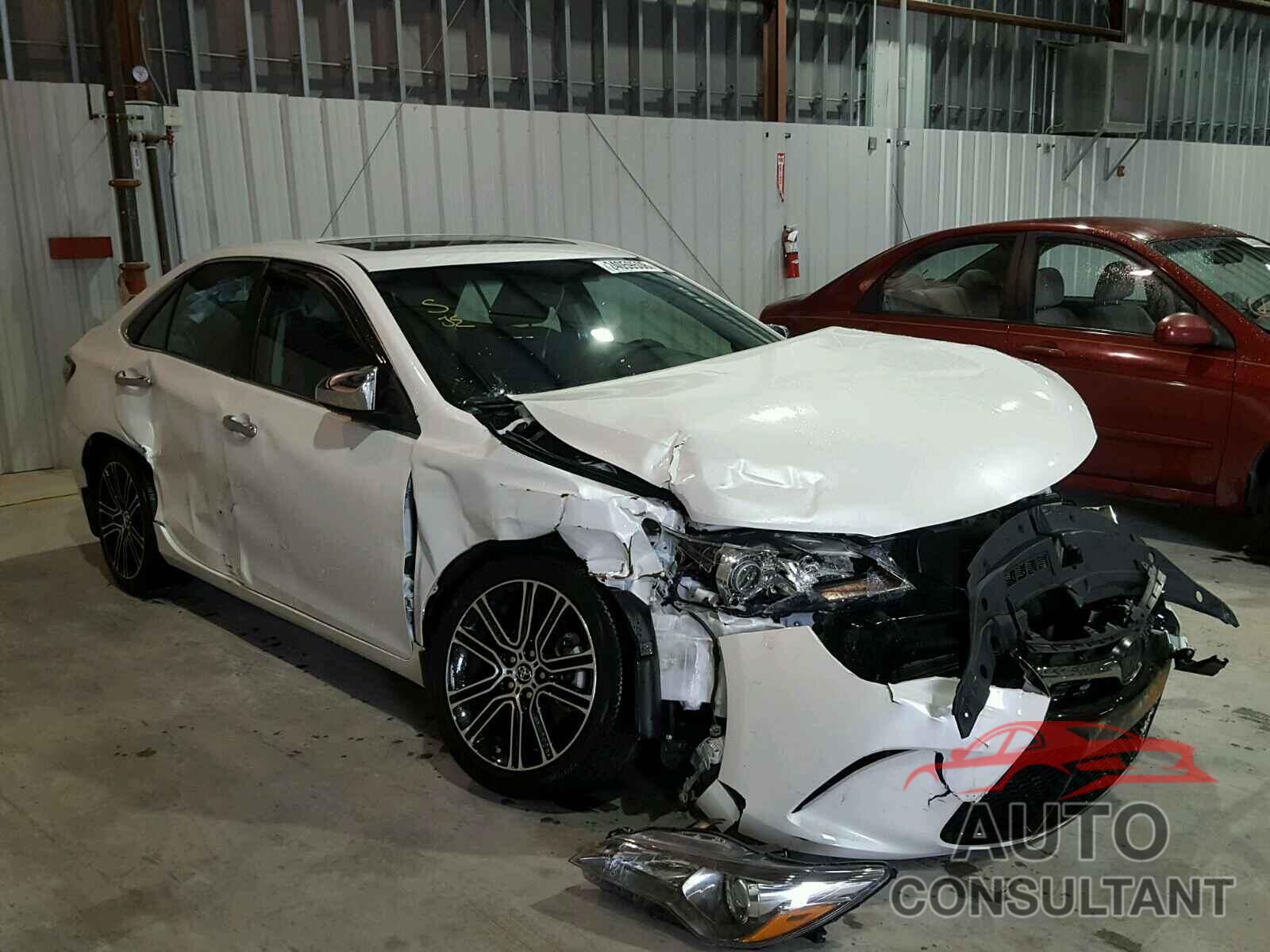 TOYOTA CAMRY 2016 - 4T1BF1FK9GU143632