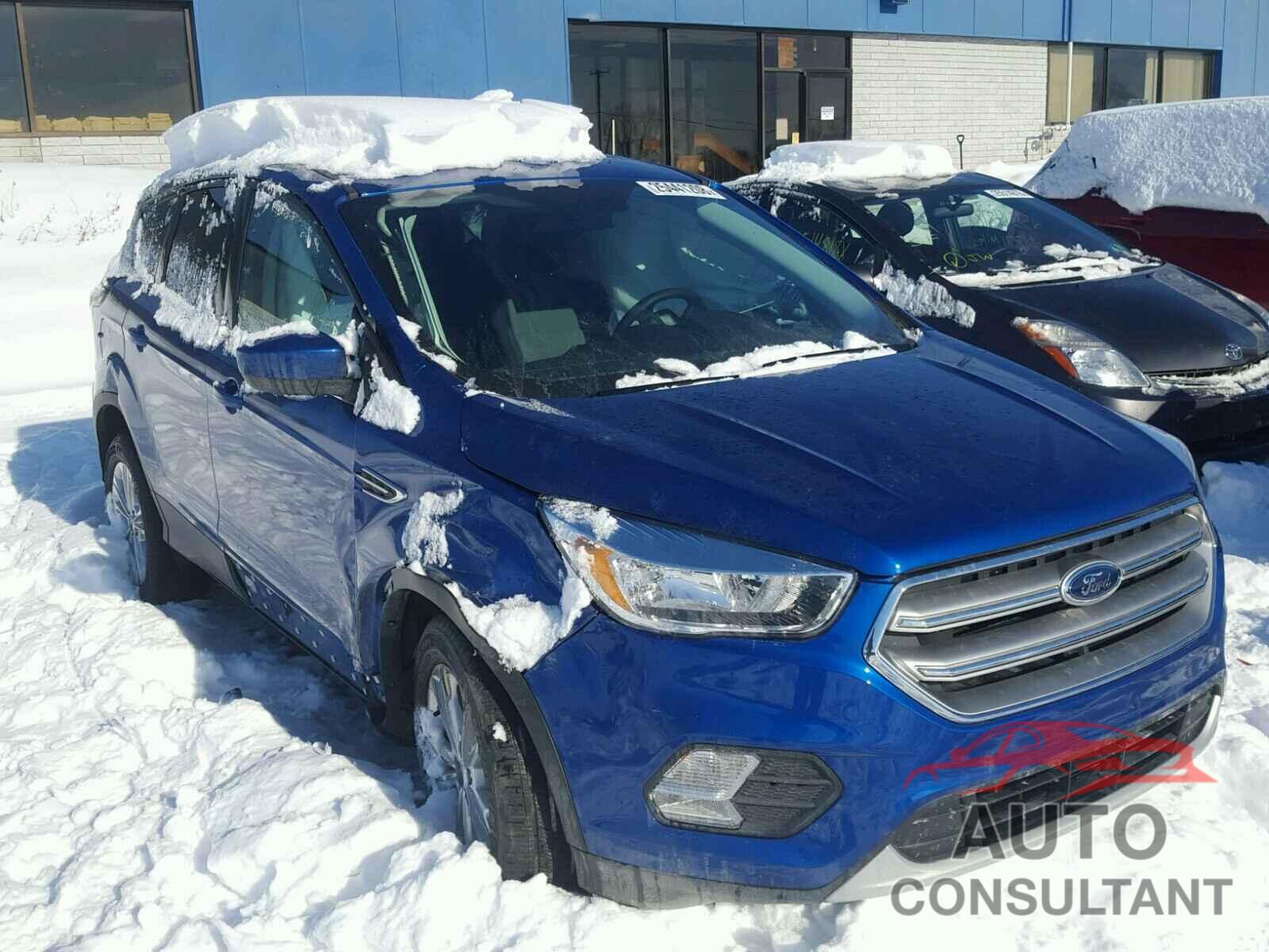 FORD ESCAPE 2017 - 1FMCU0GDXHUD27015