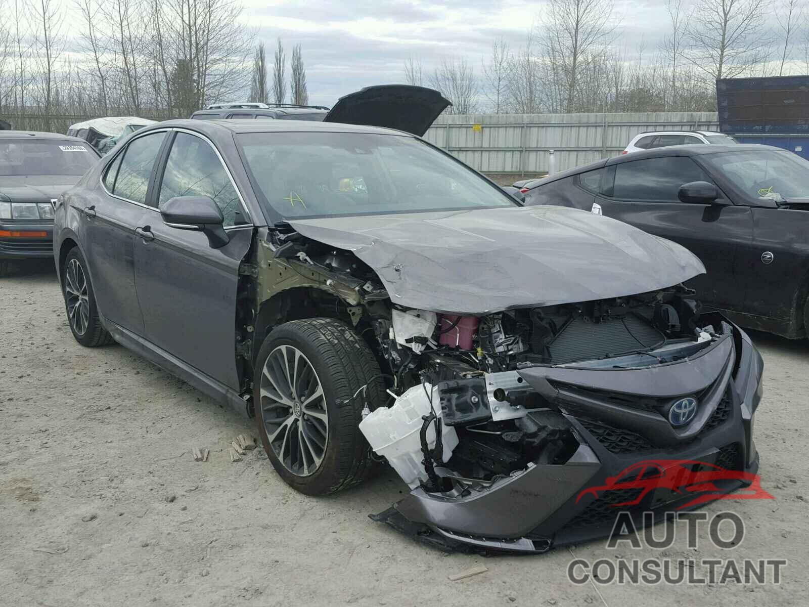 TOYOTA CAMRY 2018 - 4T1B21HK3JU003284