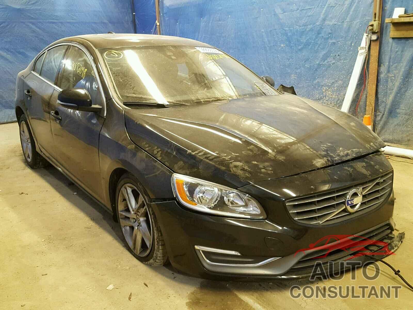 VOLVO S60 2015 - YV140MFB8F2315315