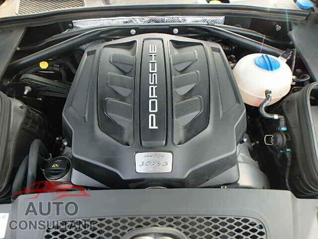 PORSCHE MACAN 2015 - WP1AB2A56FLB57297