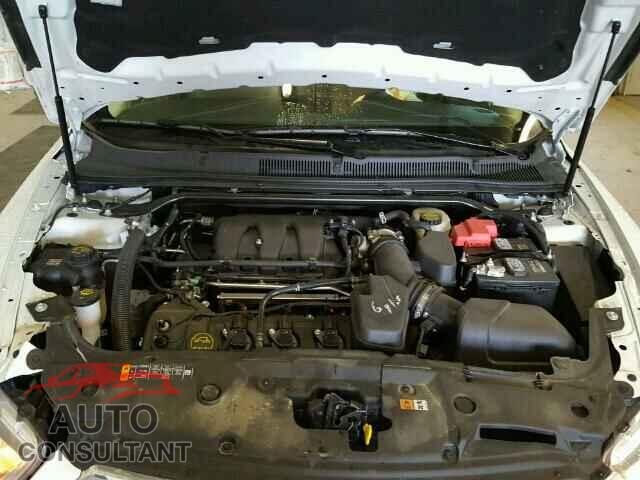 FORD TAURUS 2015 - 1FAHP2D86FG167740