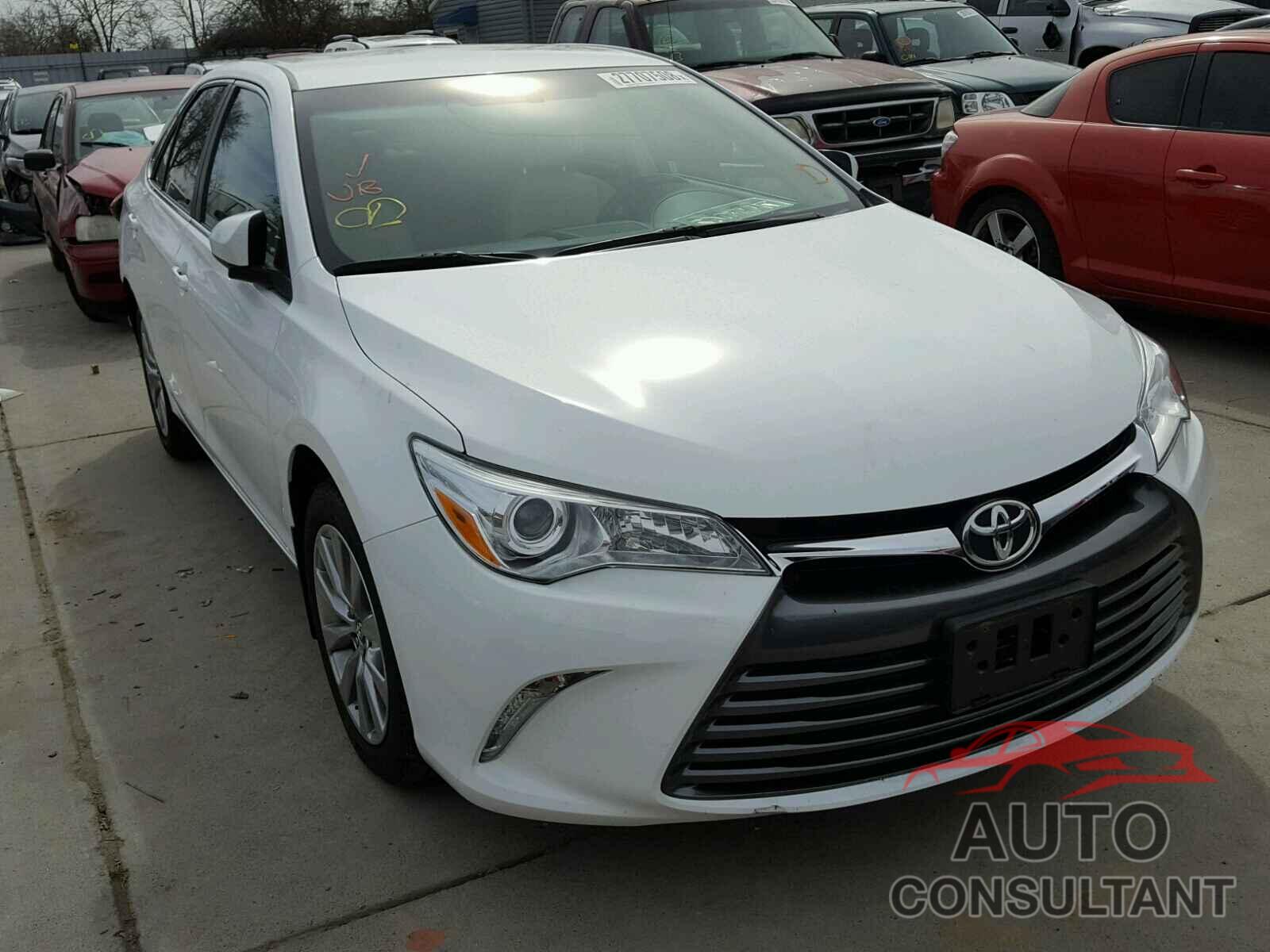 TOYOTA CAMRY 2015 - 4T4BF1FK2FR506535