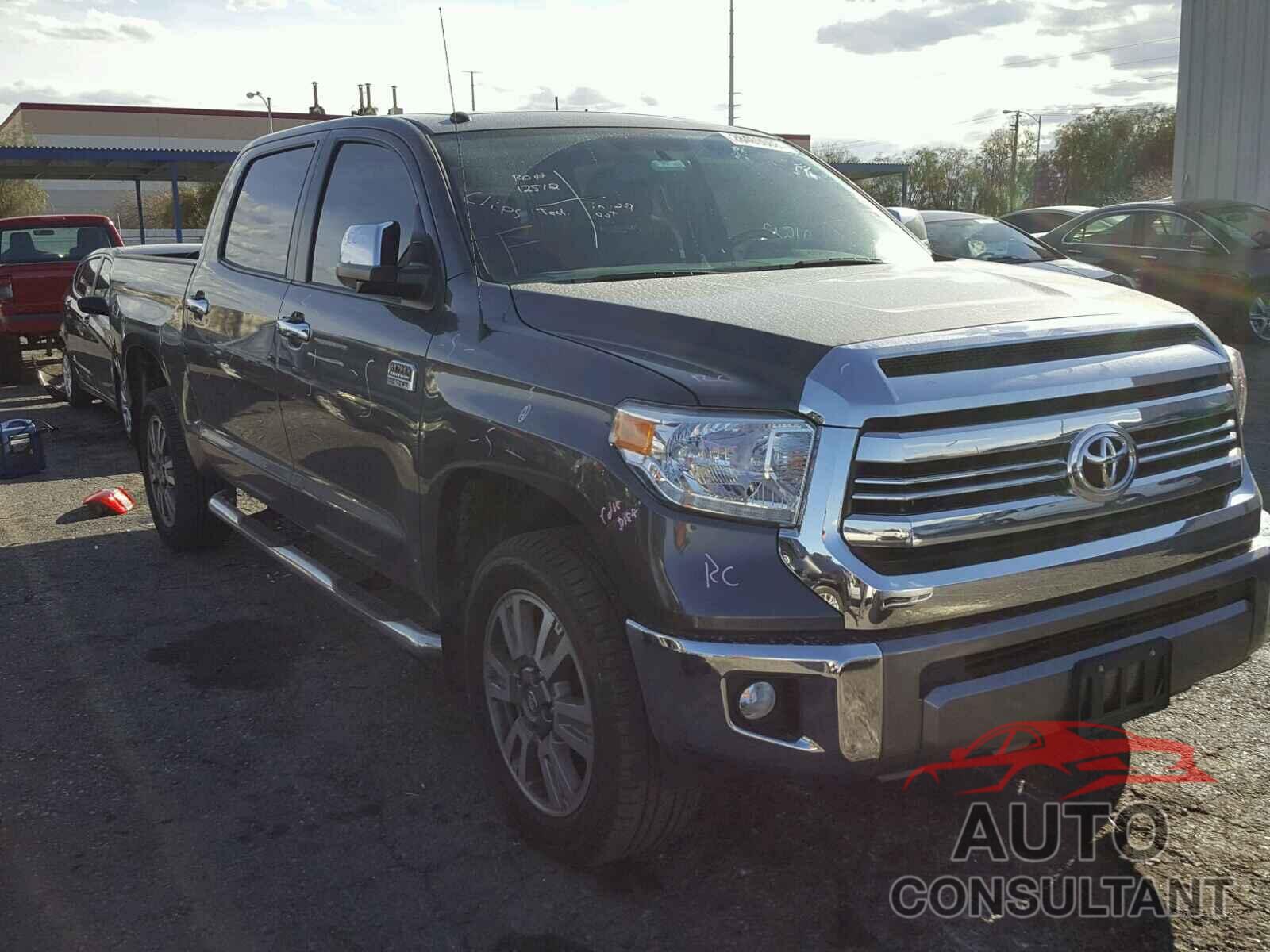 TOYOTA TUNDRA 2017 - 5TFAW5F18HX632697