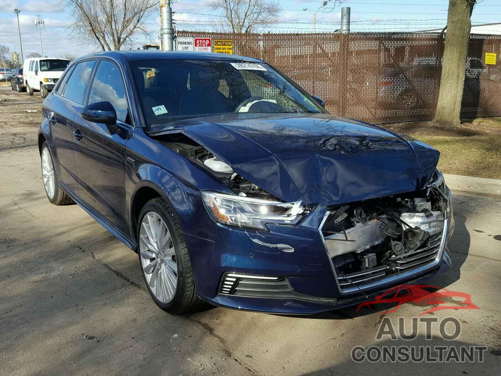 AUDI A3 2017 - WAUTPBFF4HA106521