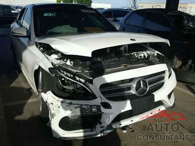 MERCEDES-BENZ C300 2015 - 55SWF4JB0FU055900