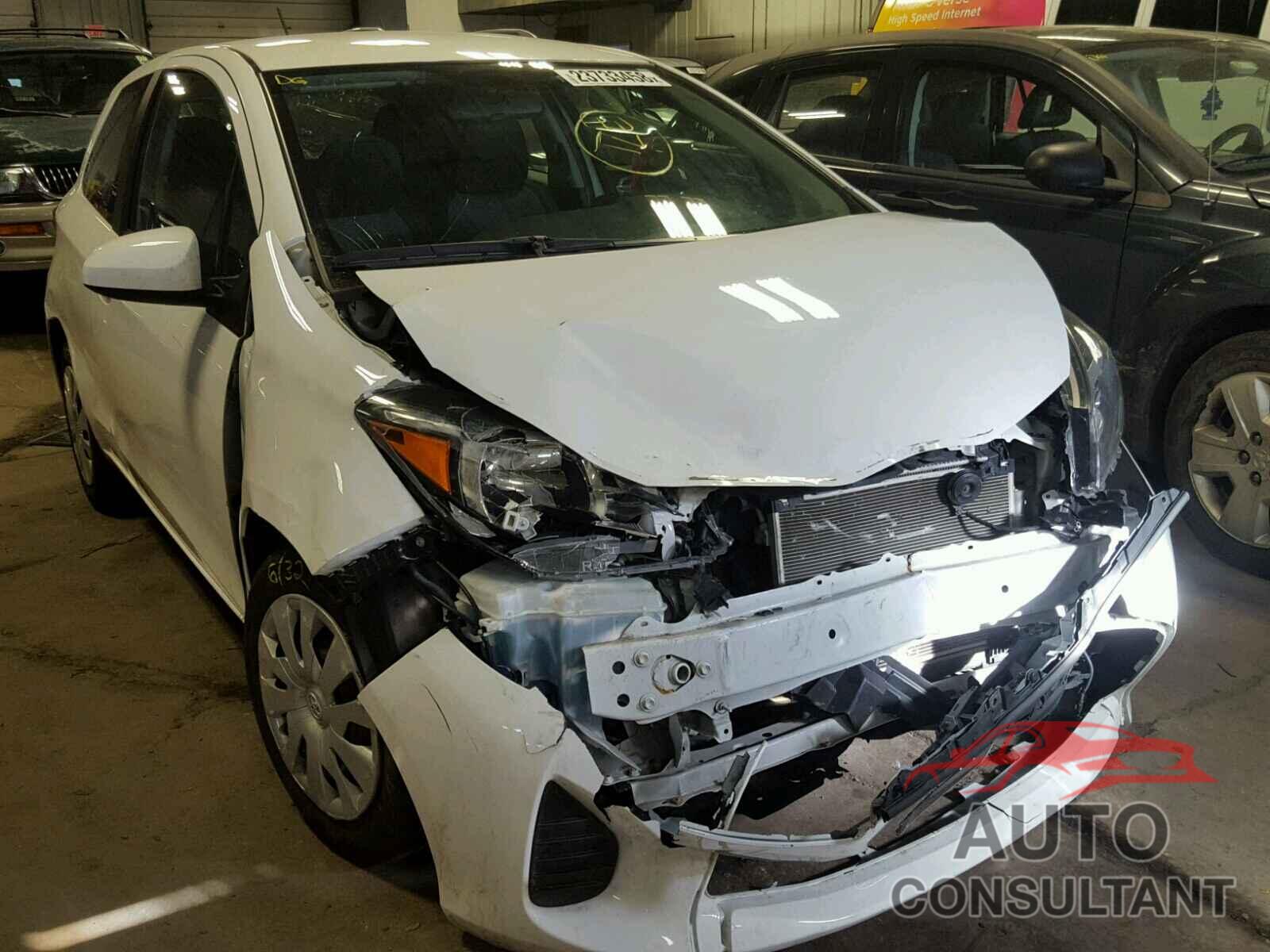 TOYOTA YARIS 2015 - VNKJTUD38FA026542