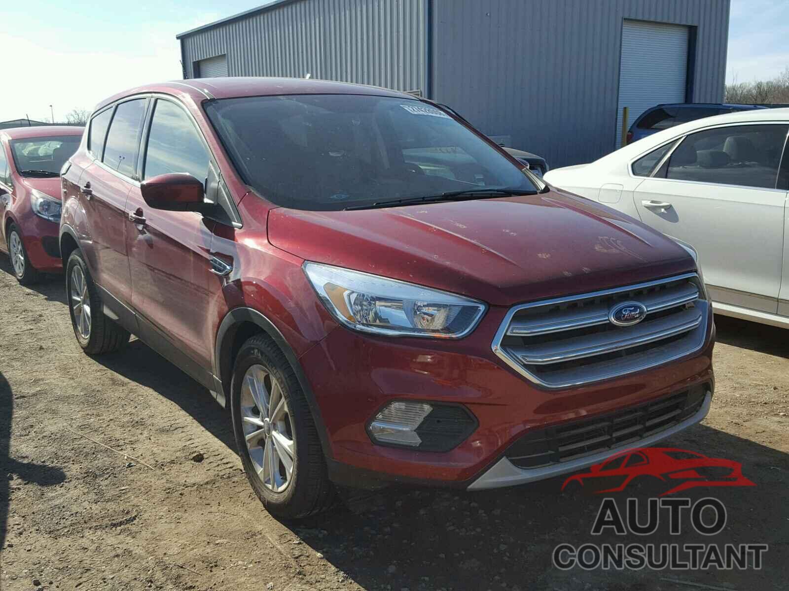 FORD ESCAPE 2017 - 1FMCU0GD8HUC75805