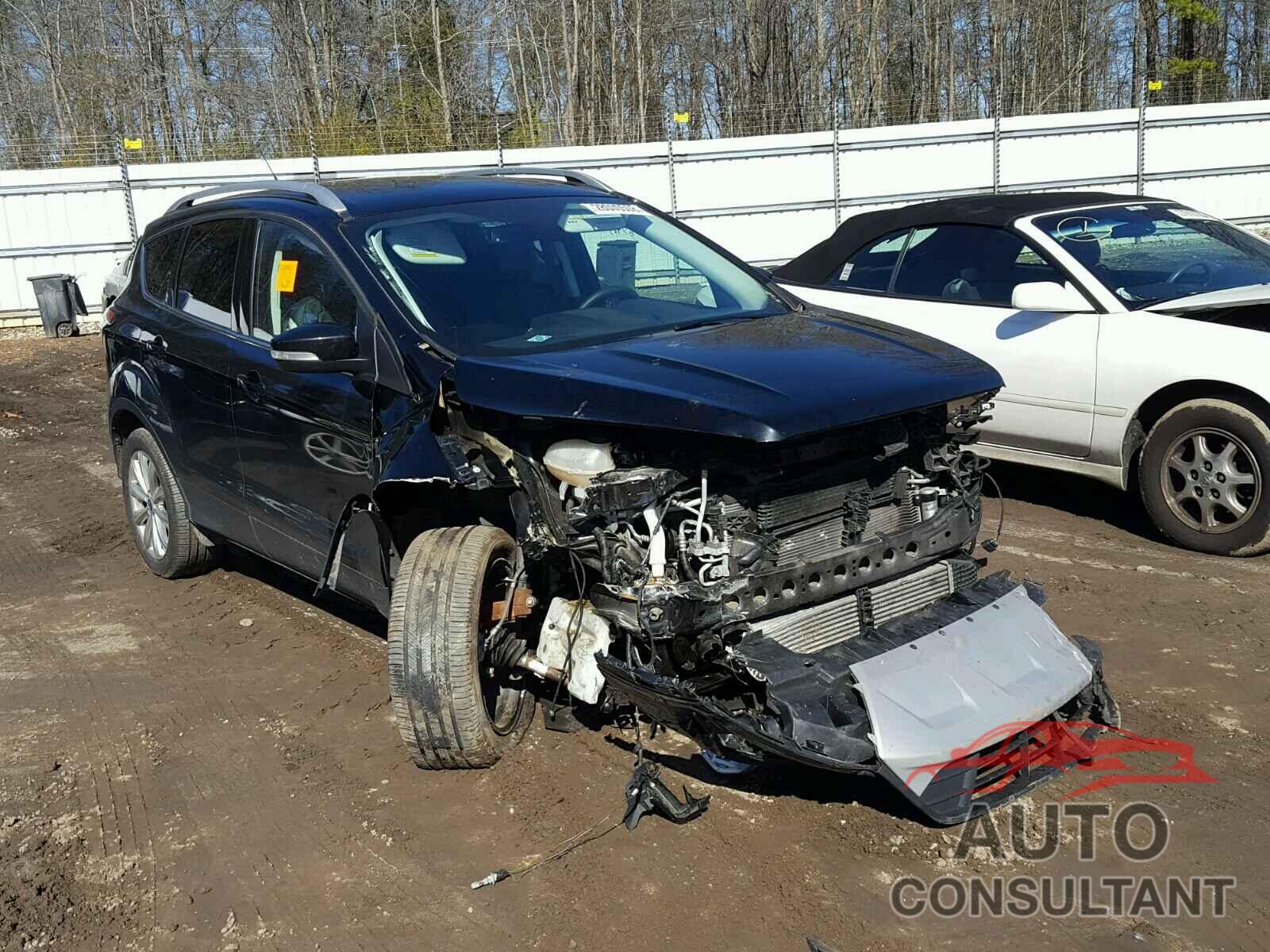 FORD ESCAPE 2017 - 1FMCU0J94HUA69336