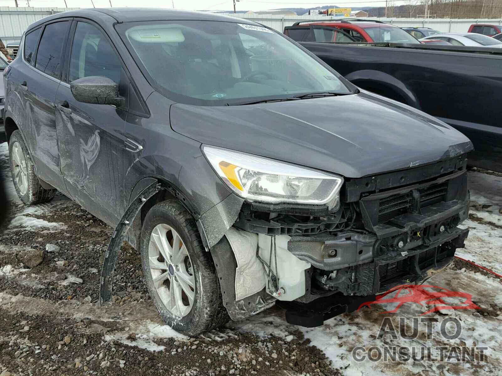 FORD ESCAPE 2017 - 1FMCU9GD8HUE44984