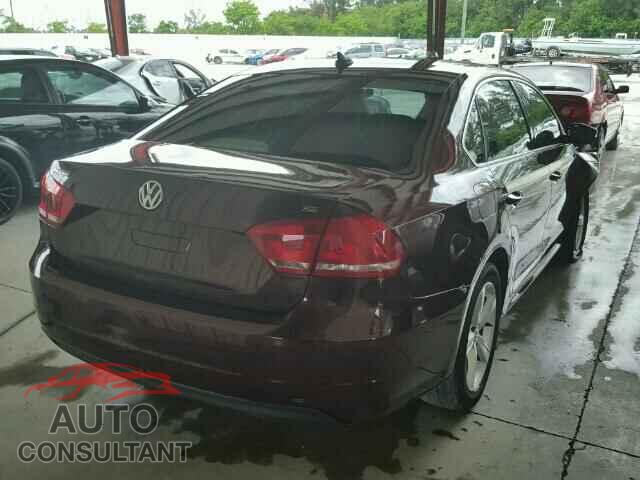 VOLKSWAGEN PASSAT 2013 - 1VWBP7A39DC044117