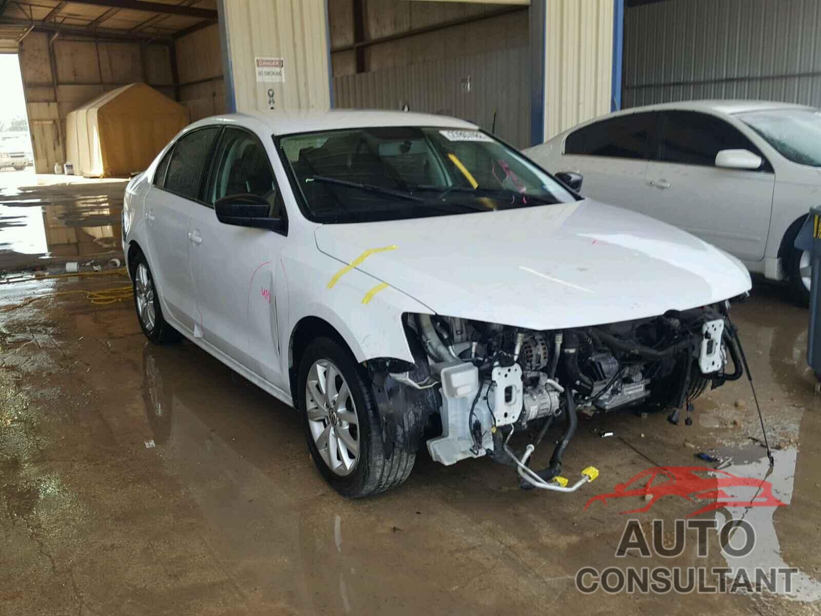 VOLKSWAGEN JETTA 2015 - 3VWD17AJ3FM213395