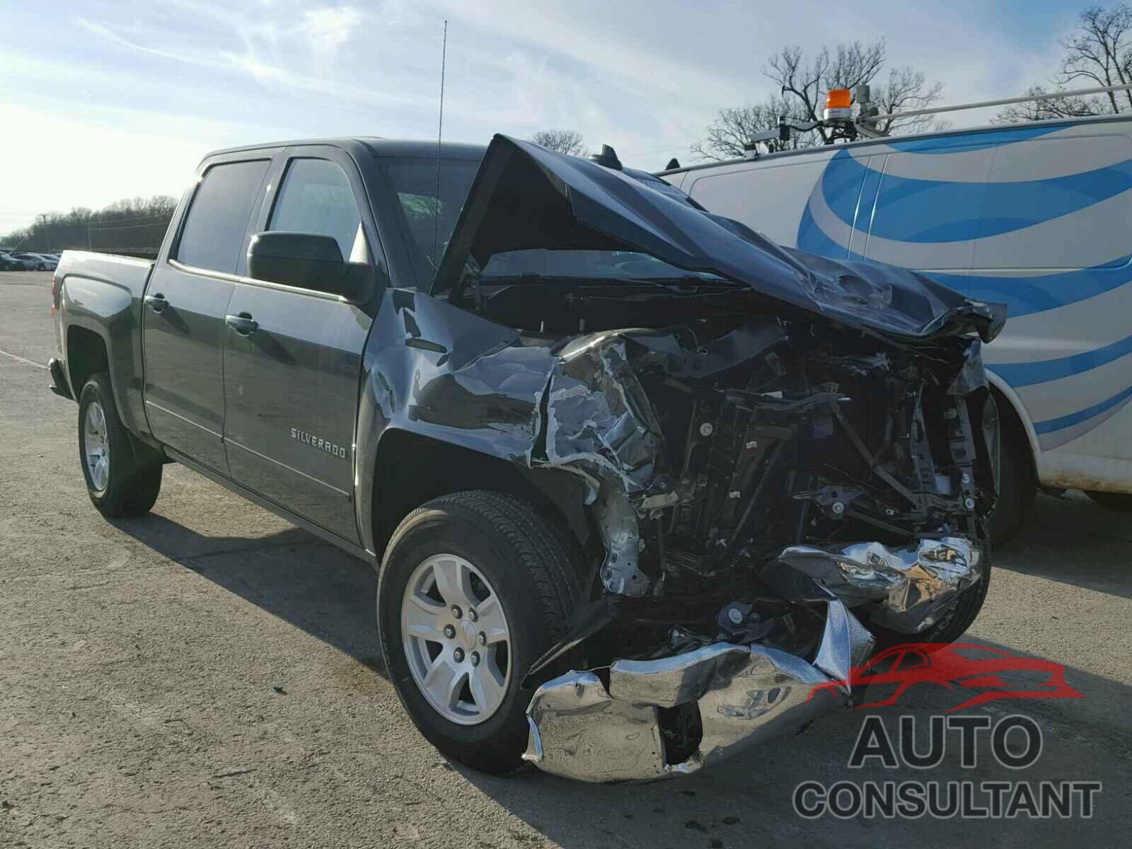 CHEVROLET SILVERADO 2018 - 3GCUKREC3JG195558