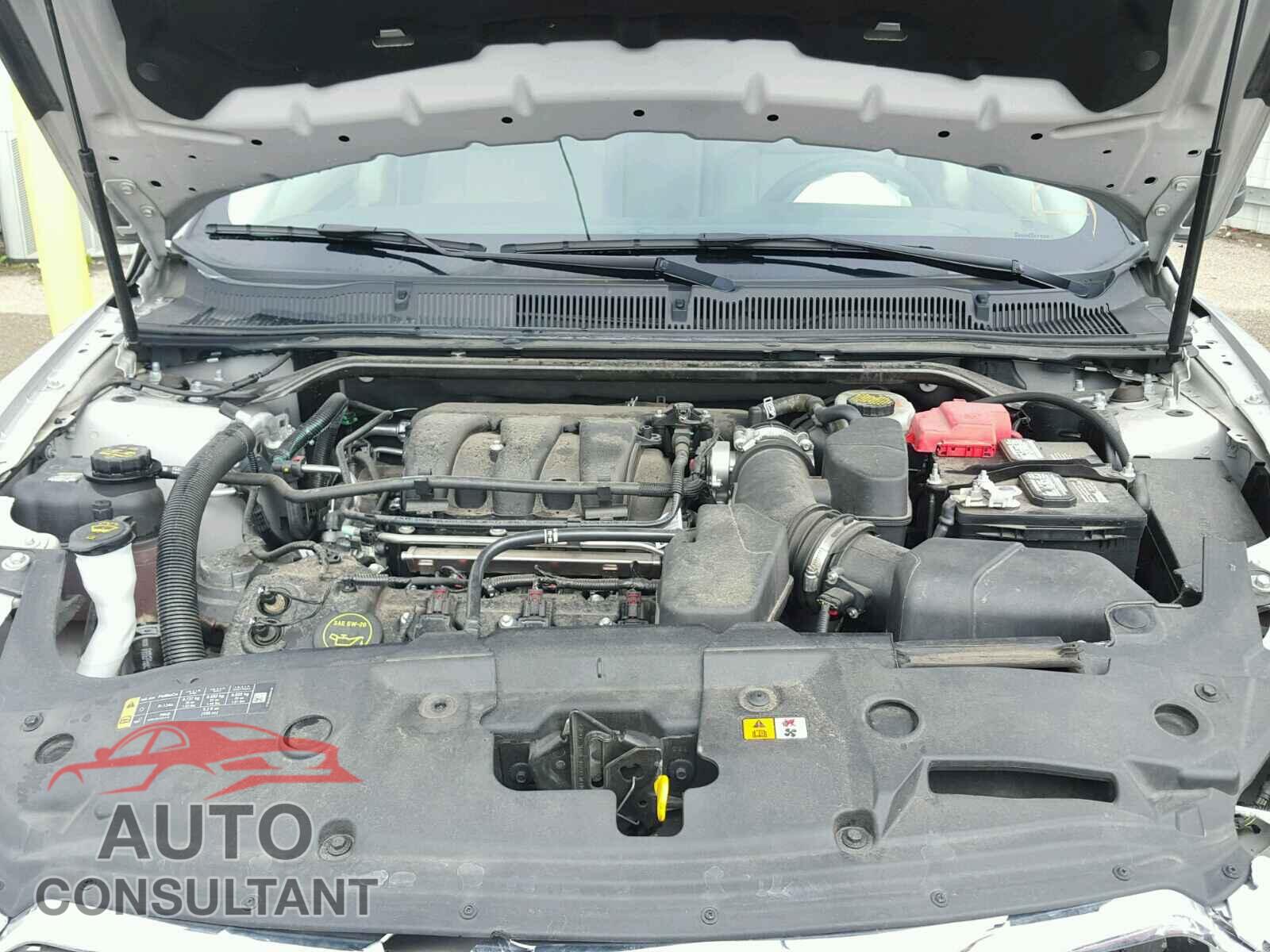 FORD TAURUS 2015 - 1FAHP2D87FG132074