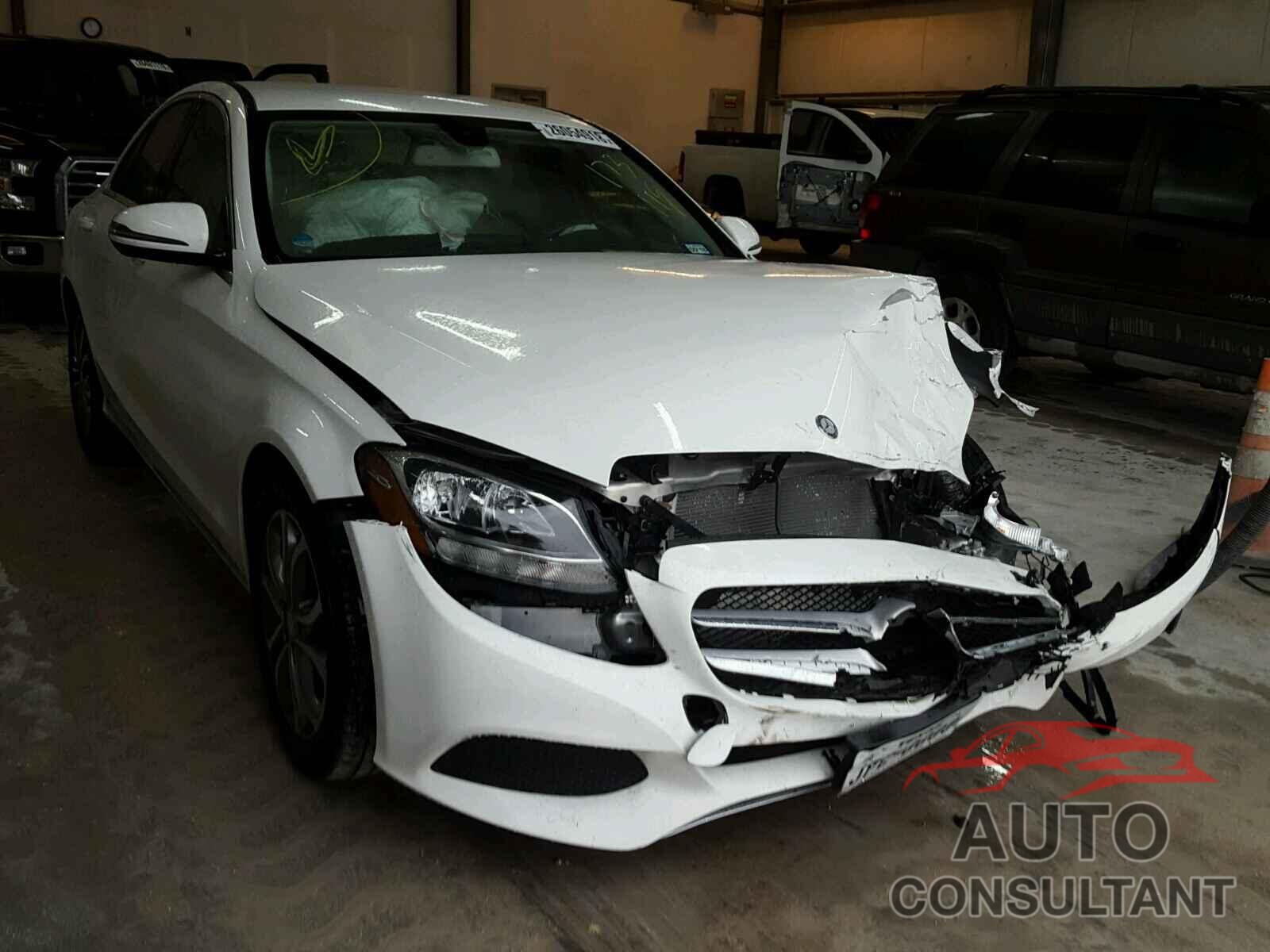 MERCEDES-BENZ C300 2016 - 55SWF4JB7GU173119