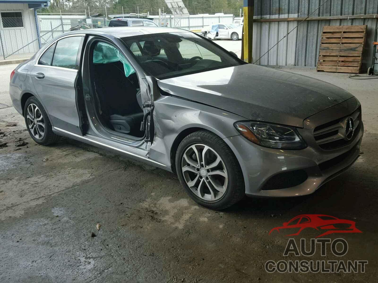 MERCEDES-BENZ C300 2016 - 55SWF4JB1GU149544
