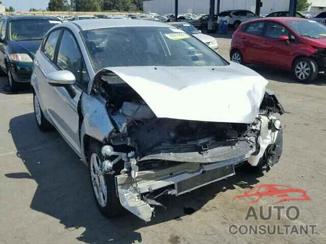 FORD FIESTA 2015 - 3FADP4EJ8FM213909