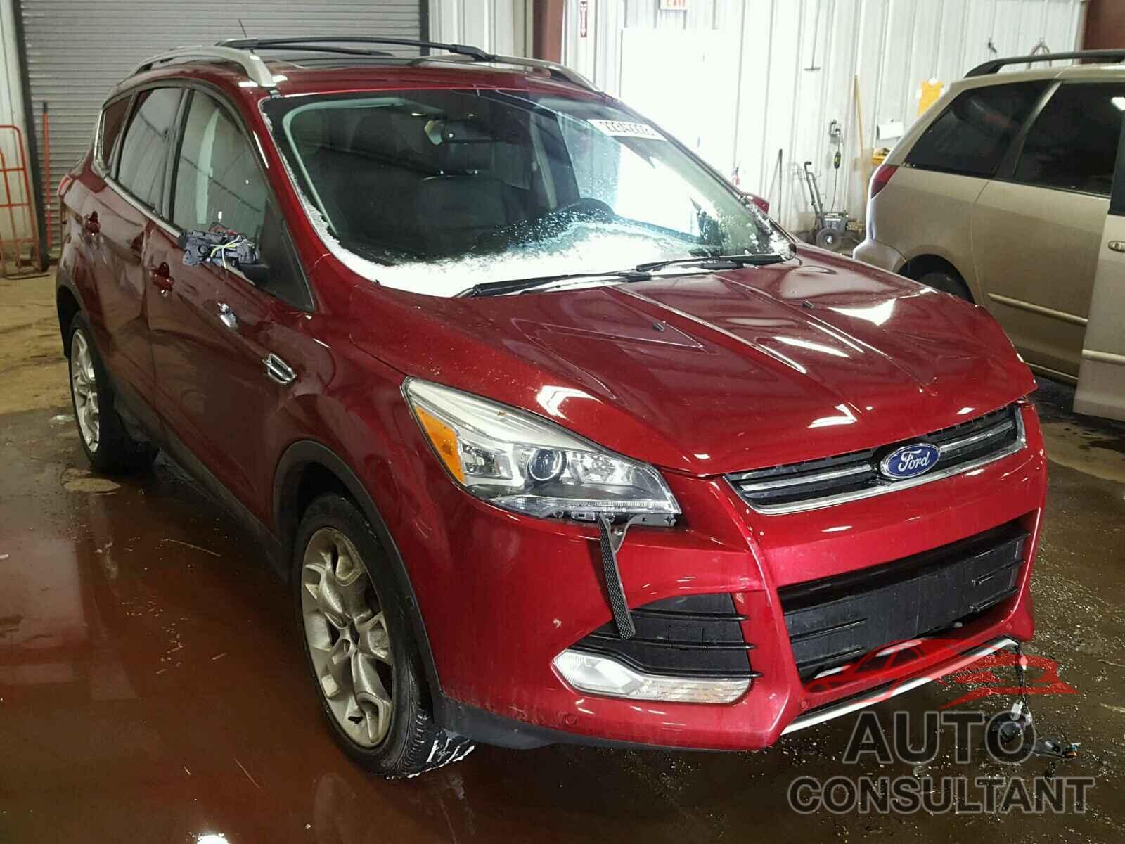 FORD ESCAPE 2015 - 1FMCU9J95FUA60498