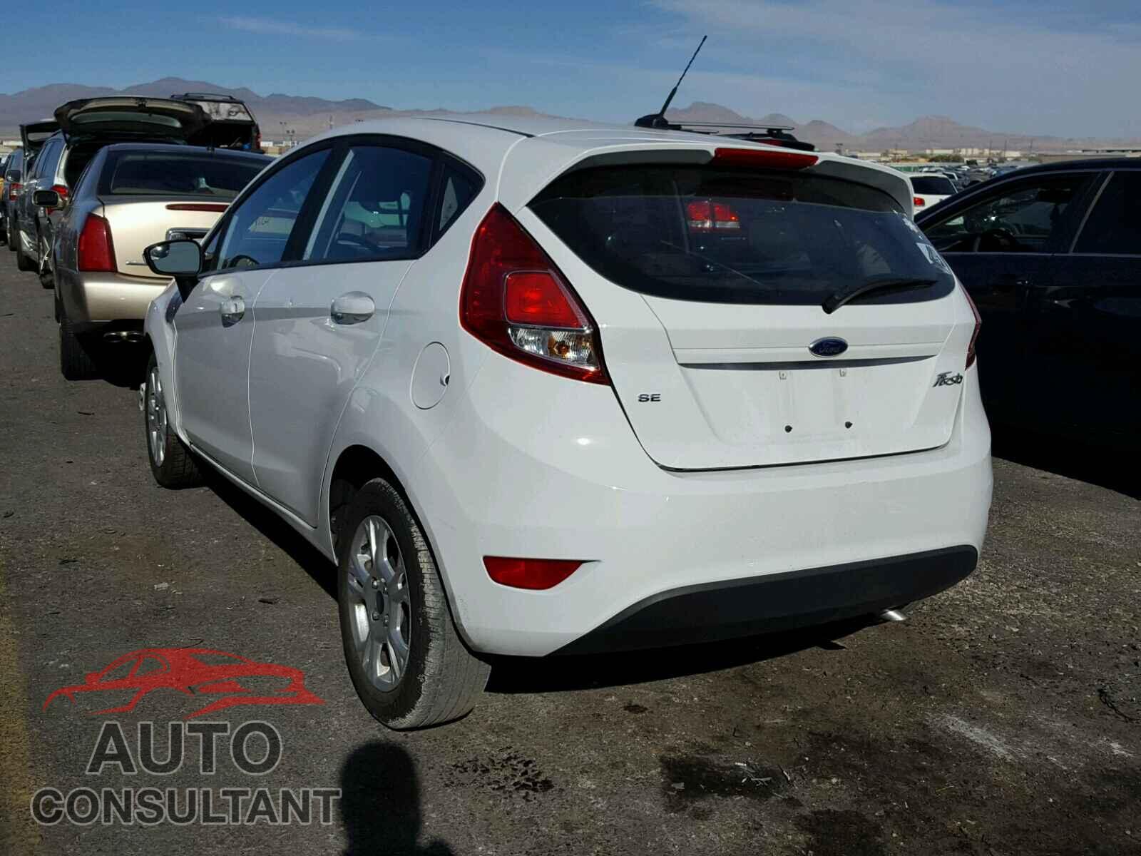 FORD FIESTA 2016 - 3FADP4EJ4GM108043