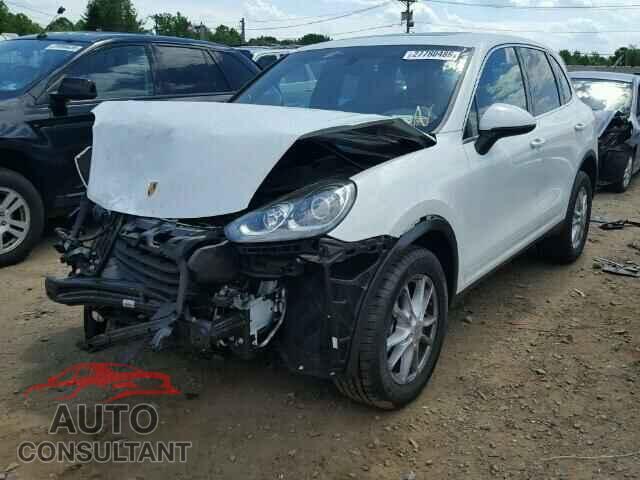 PORSCHE CAYENNE 2016 - WP1AA2A28GLA10585