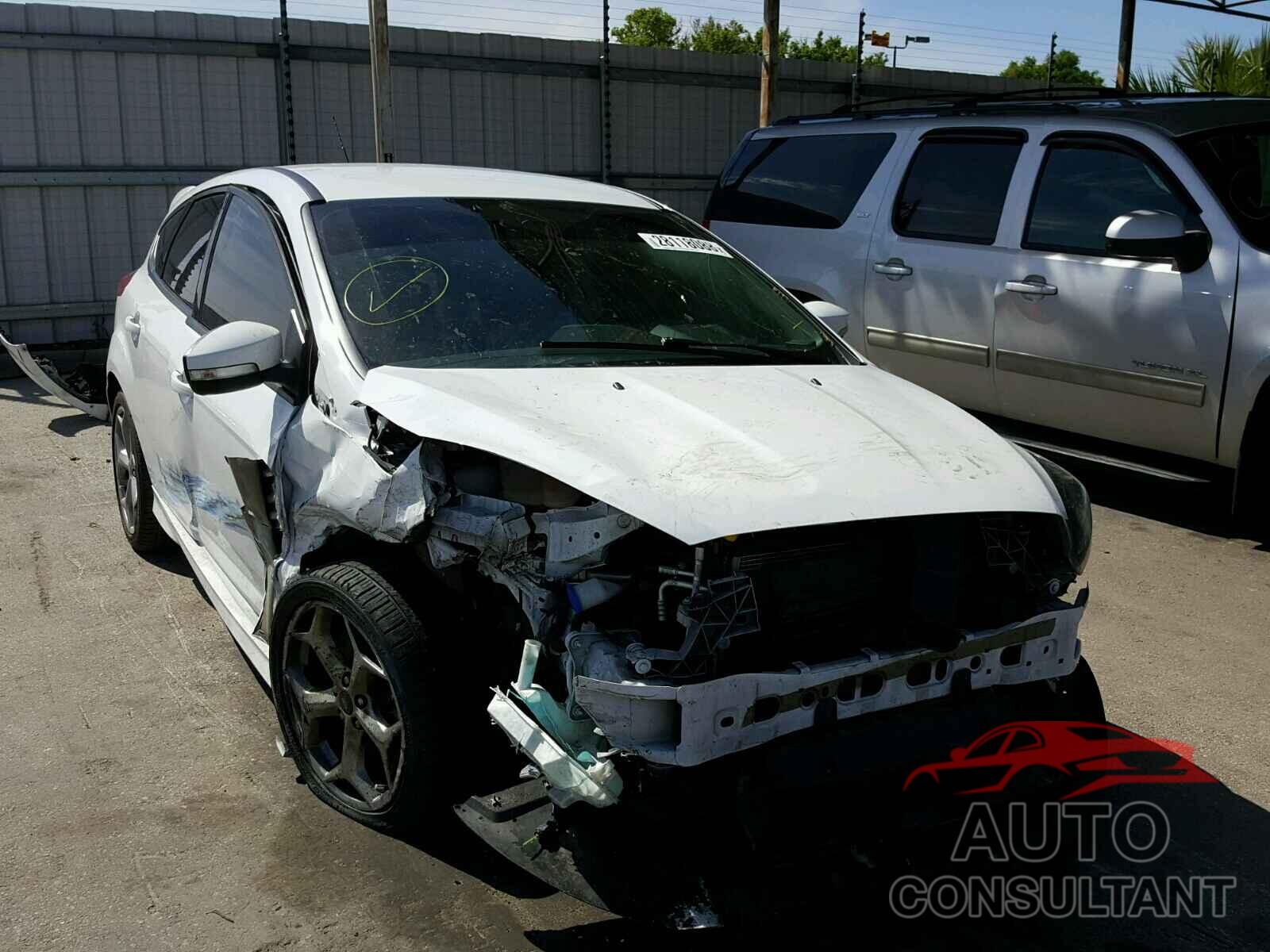 FORD FOCUS 2015 - 1FADP3L90FL354381