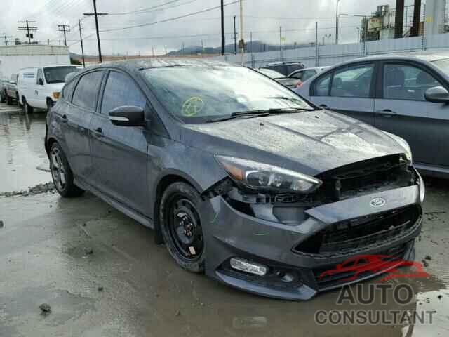 FORD FOCUS 2015 - 1FADP3L96FL221012