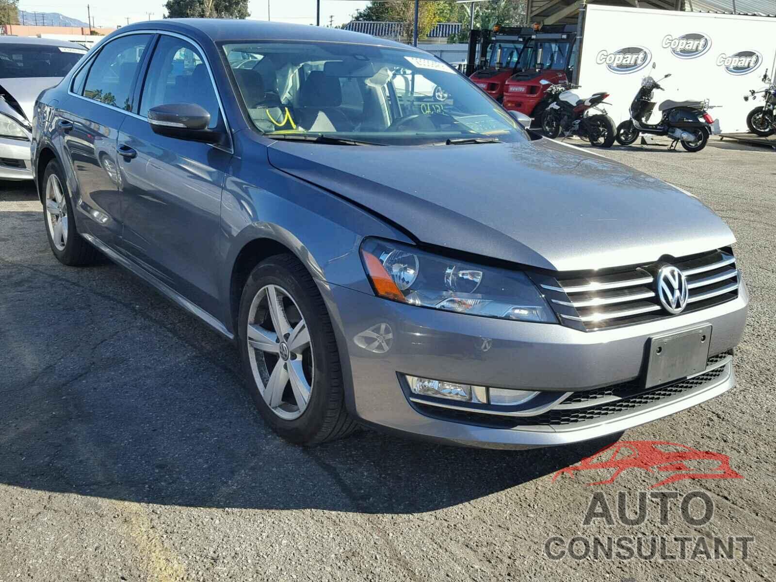 VOLKSWAGEN PASSAT 2015 - 1VWAT7A37FC083976