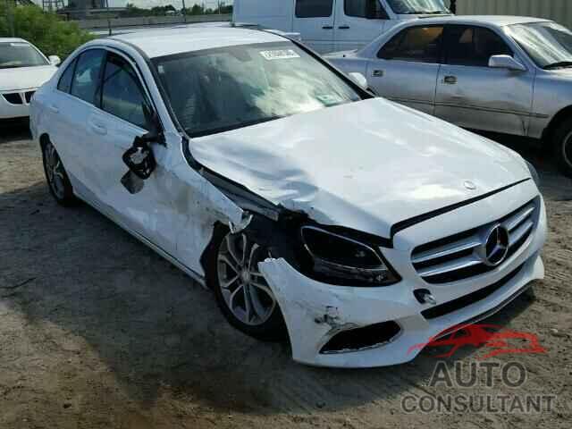 MERCEDES-BENZ C300 2015 - 55SWF4JB1FU078392