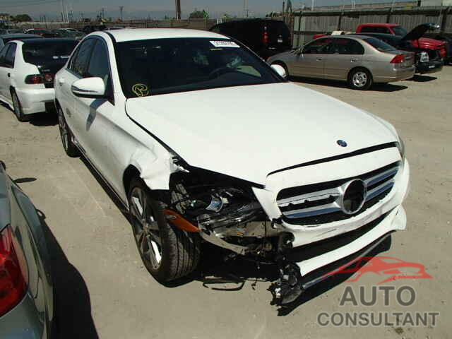 MERCEDES-BENZ C300 2015 - 55SWF4KB5FU022387