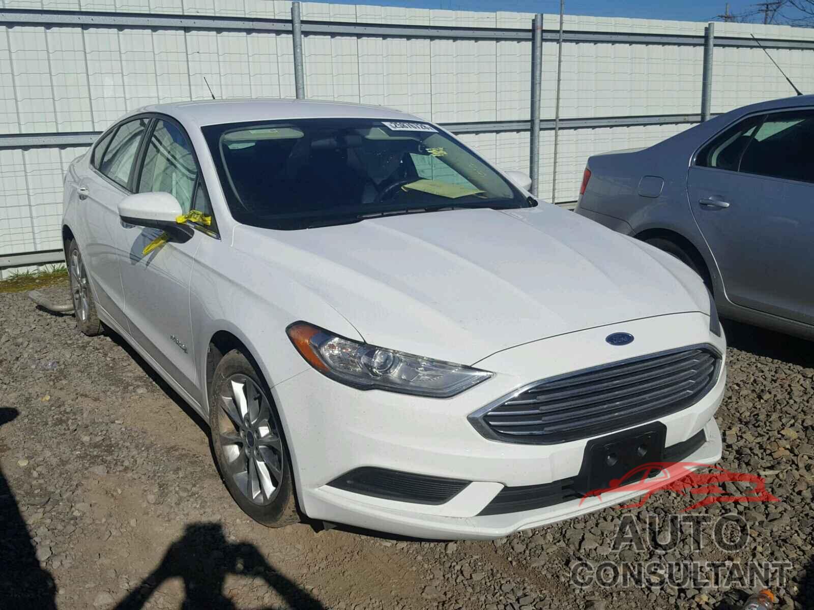 FORD FUSION 2017 - 3FA6P0LU5HR385979