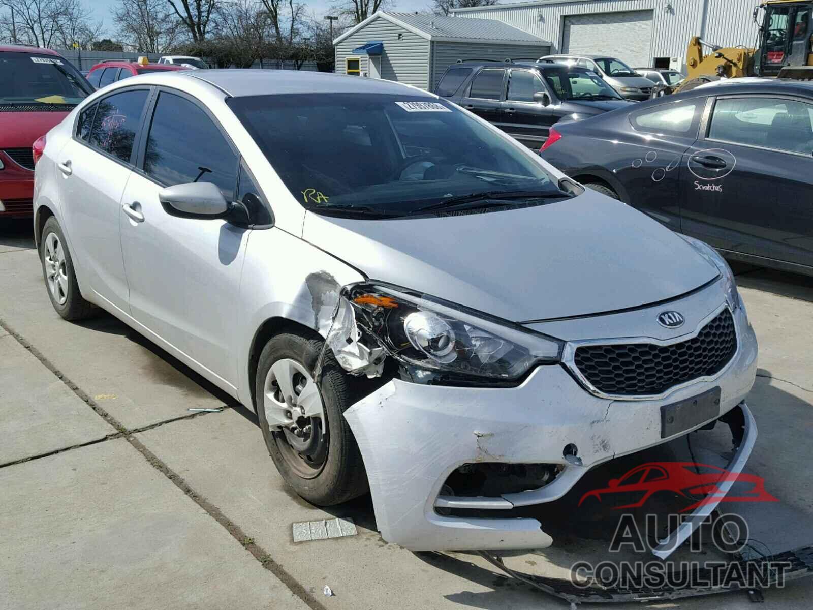 KIA FORTE 2015 - KNAFK4A62F5377128