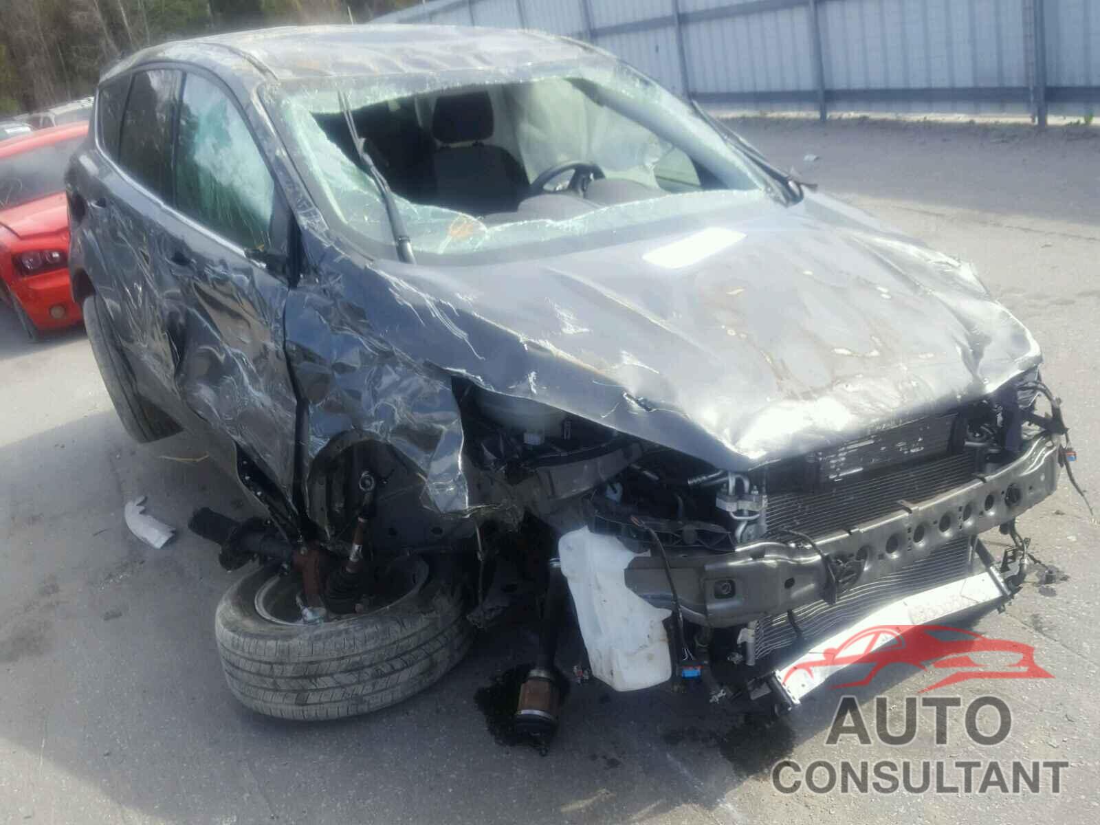 FORD ESCAPE 2017 - 1FMCU0GD4HUB35427