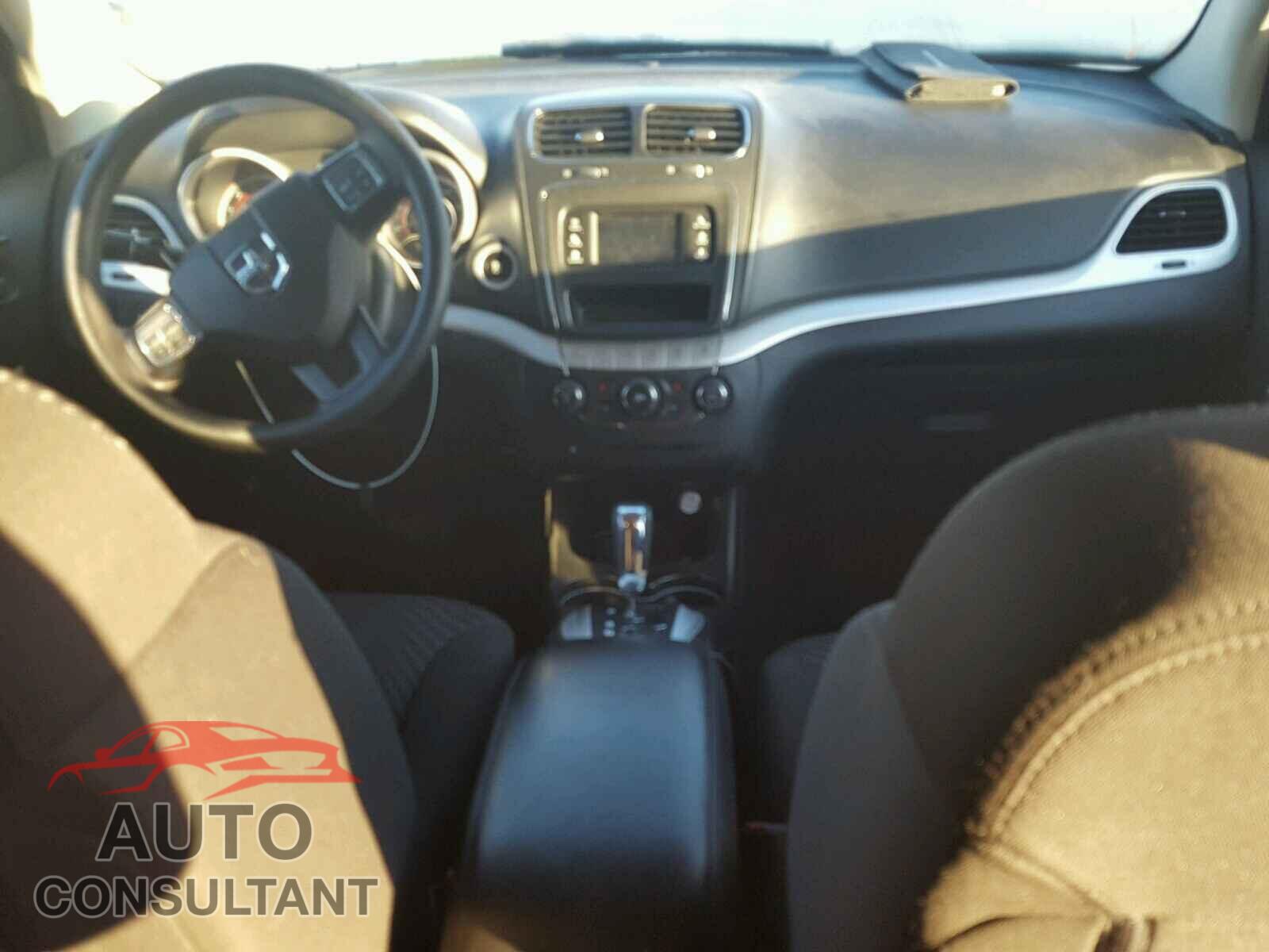 DODGE JOURNEY 2015 - 3C4PDCBGXFT686073