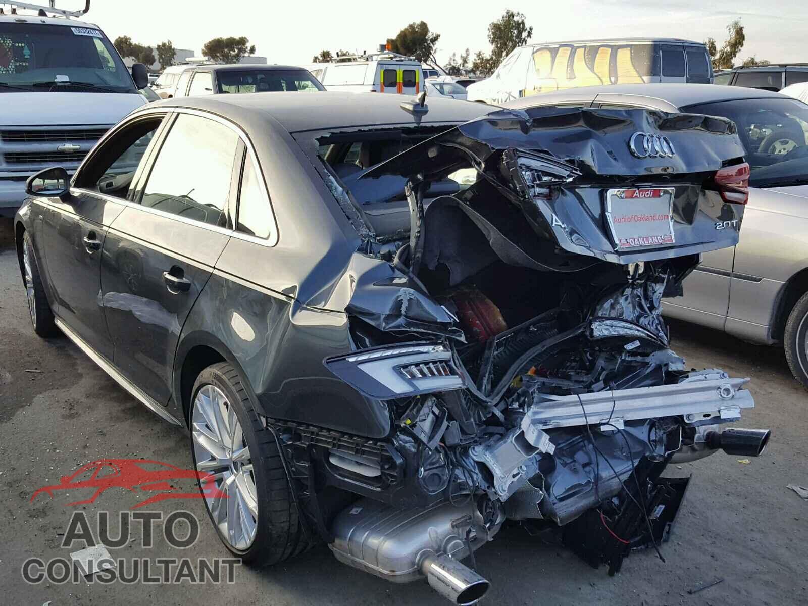 AUDI A4 2018 - WAUENAF4XJA036679