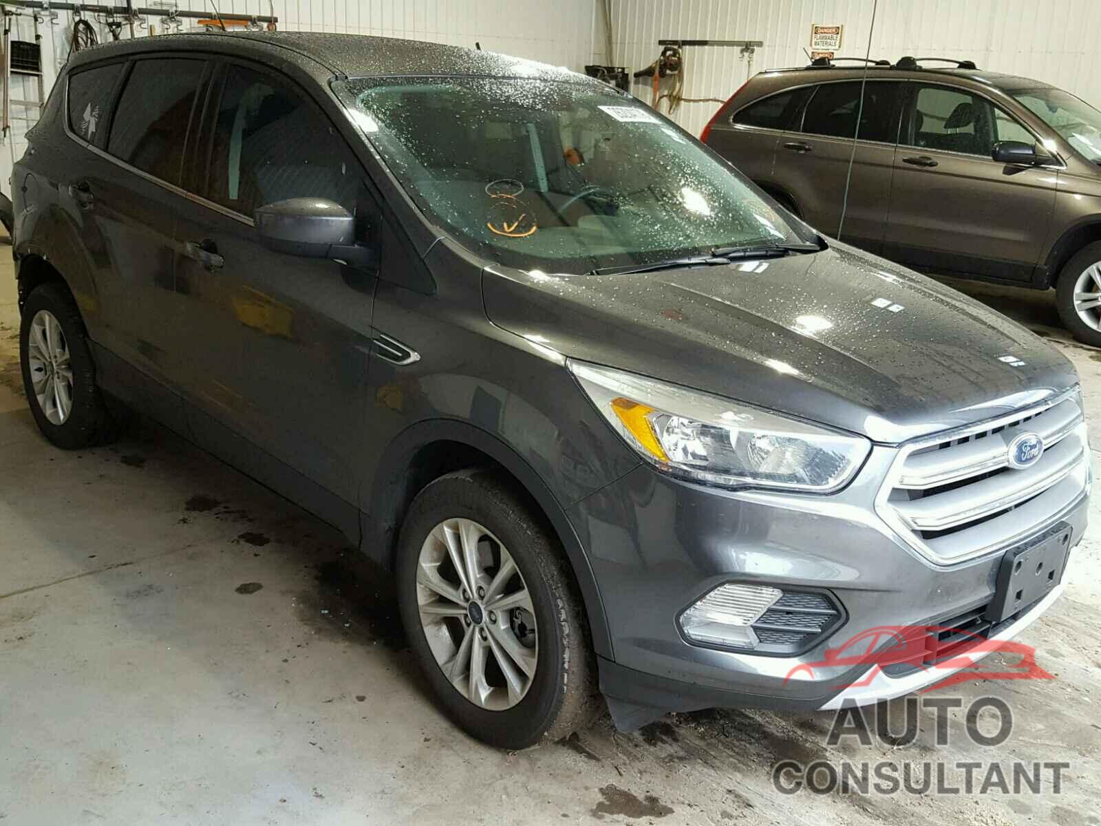 FORD ESCAPE 2017 - 1FMCU0G97HUB37667